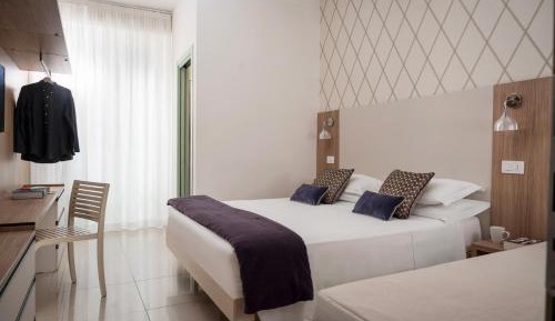 Double Room (1 Adult)