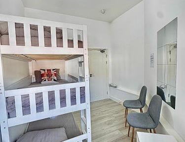 Triple Room with Shared Bathroom