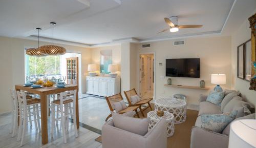 Three-Bedroom Apartment with View