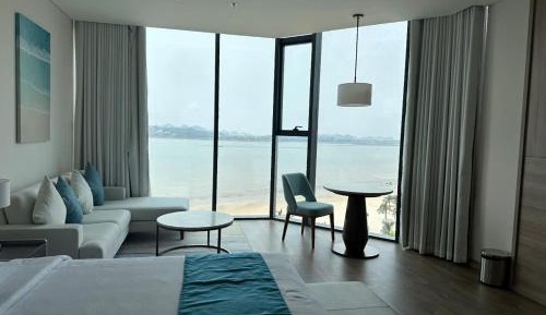 Studio with Sea View