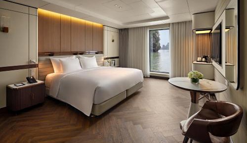 Suite with Balcony