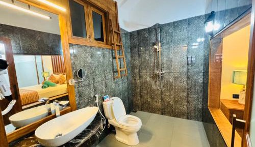 Suite with Private Pool
