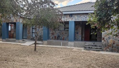 Villa with Garden View