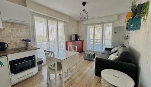 Studio with Balcony
