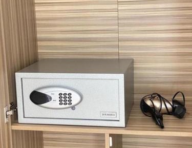 Deluxe Studio