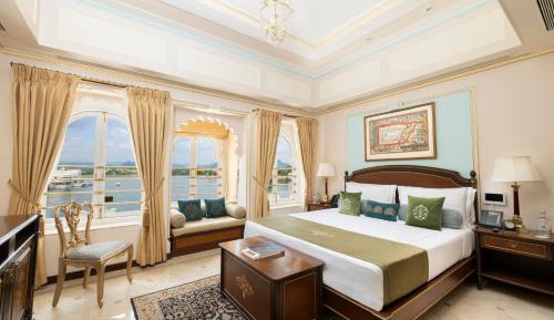 Grand Luxury Suite Lake View