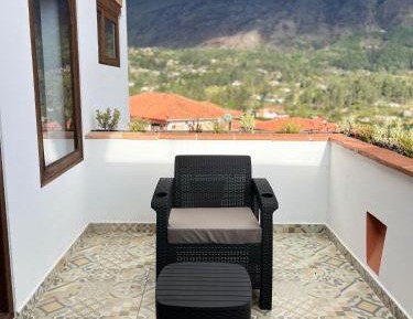 Quadruple Room with Mountain View