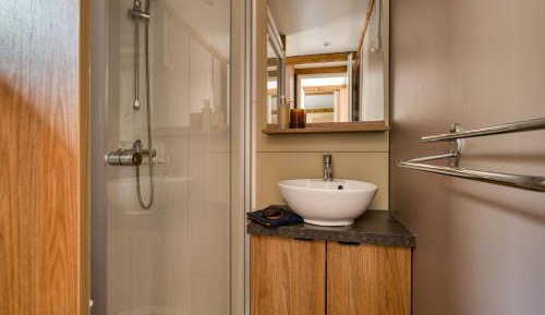 Hill Premium Cottage | 2 Bedrooms