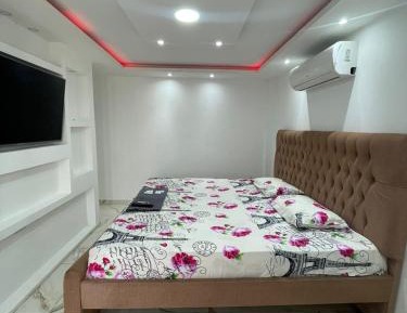 One-Bedroom Suite