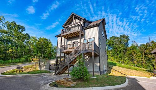 Four-Bedroom Holiday Home