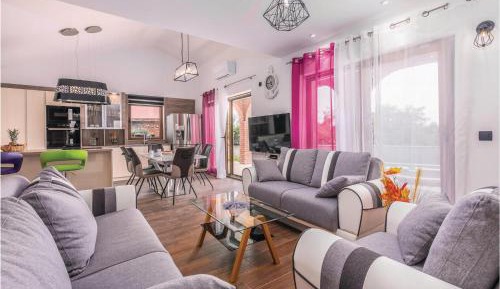 Three-Bedroom Holiday Home 