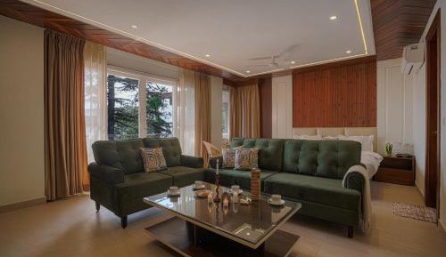 Library Enclave Maharajah Suite 