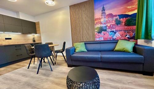 One-Bedroom Apartment with Balcony