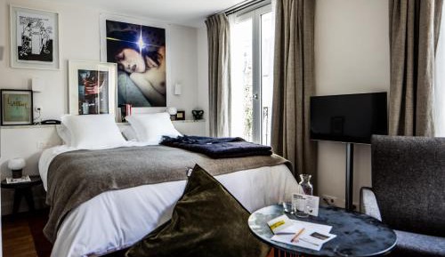 Privilege Room "Pigalle 21"