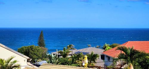Two-Bedroom Apartment with Balcony and Sea View