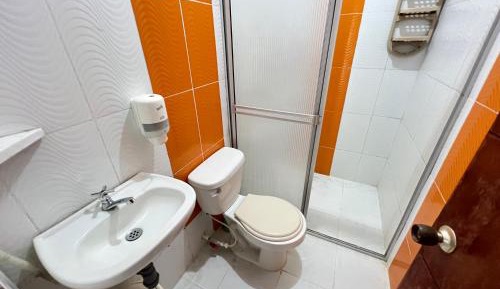 Quadruple Room with Shared Bathroom