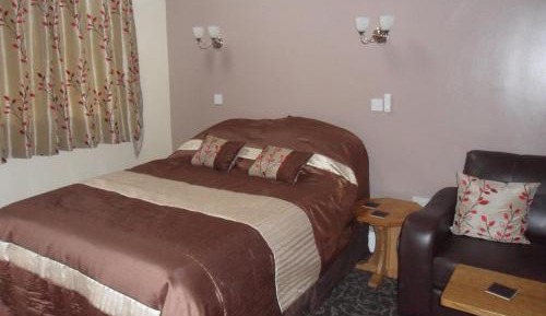 King Ensuite