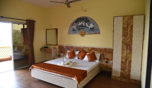 Queen Room