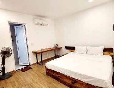 Standard King Room