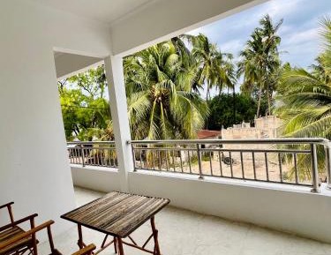Deluxe One-Bedroom Apartment
