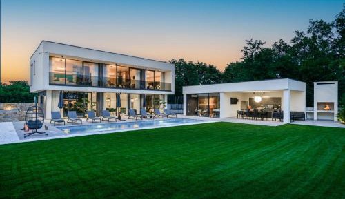 Three-Bedroom Villa