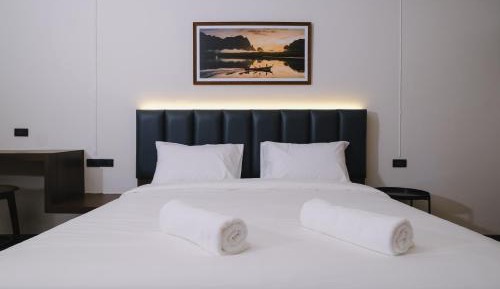 Standard King Room
