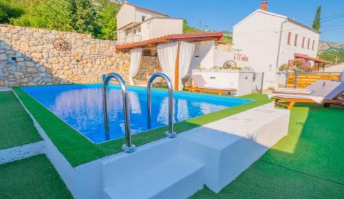 Three Bedroom holiday home 