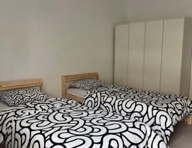 Large Double Room