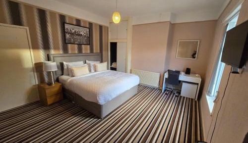 Superior King Room