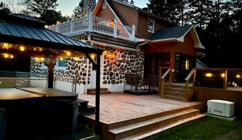 Three-Bedroom Chalet