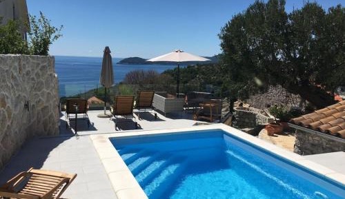 Two-Bedroom Holiday Home