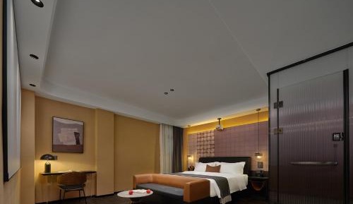 Standard King Room