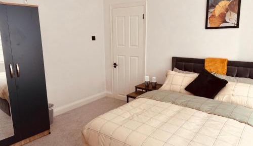Double Room with Shared Bathroom