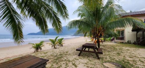 Twin Chalet