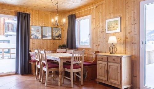 Three-Bedroom Holiday Home 