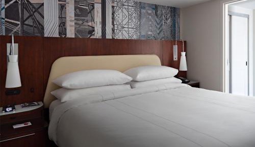 Concierge Level King Room - Hearing Accessible