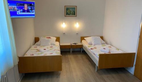 Double or Twin Room with Shower