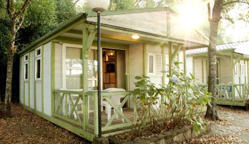 Two-Bedroom Bungalow (5 Adults)