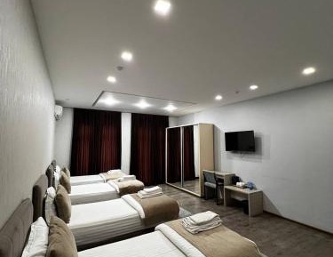 Classic Quadruple Room