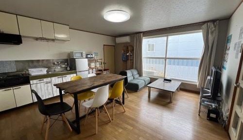 Three-Bedroom Standard Apartment