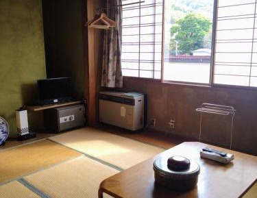 Economy Single Room
