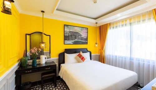 King Room with Mountain View