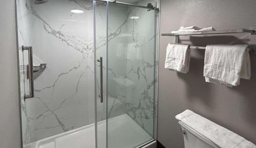 King Room with Spa Bath