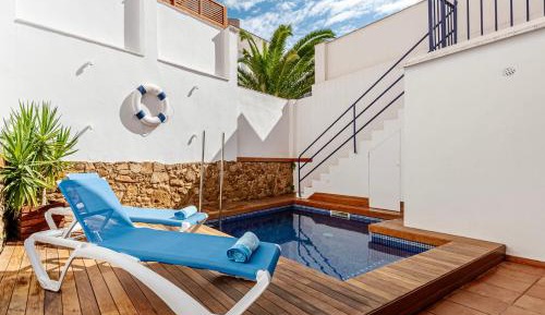 Three-Bedroom Townhouse