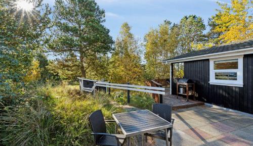 Three-Bedroom Vacation Home 