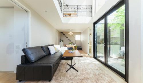 Three-Bedroom Apartment with Balcony