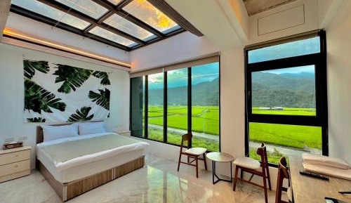 Deluxe Double Room with Bath