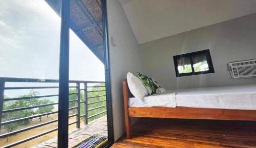 Deluxe Double Room with Balcony and Sea View