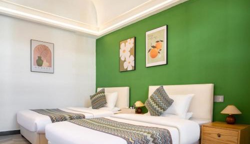 Standard Twin Room