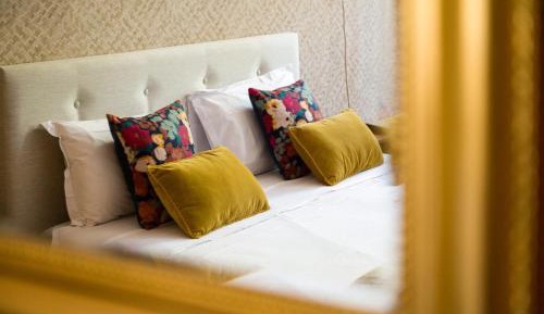Connecting Double Rooms